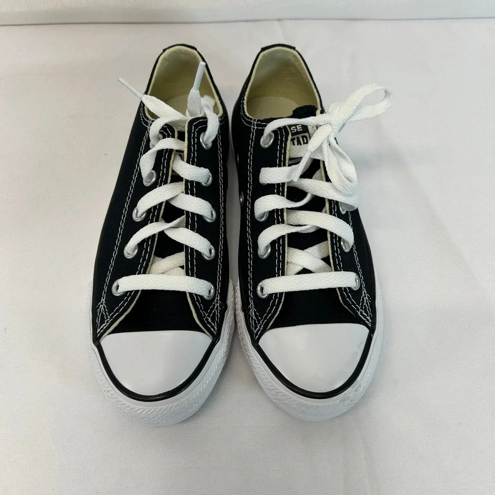 Converse keywords streetwear